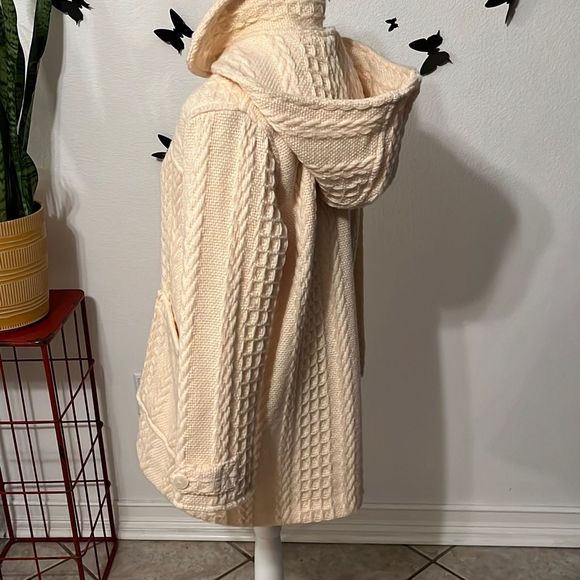 Cream Hooded Women's Cardigan - Picture 9 of 16
